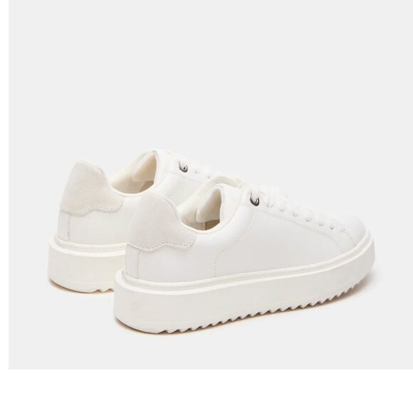 Steve Madden Catcher White Women's Size 11 - Picture 3 of 4